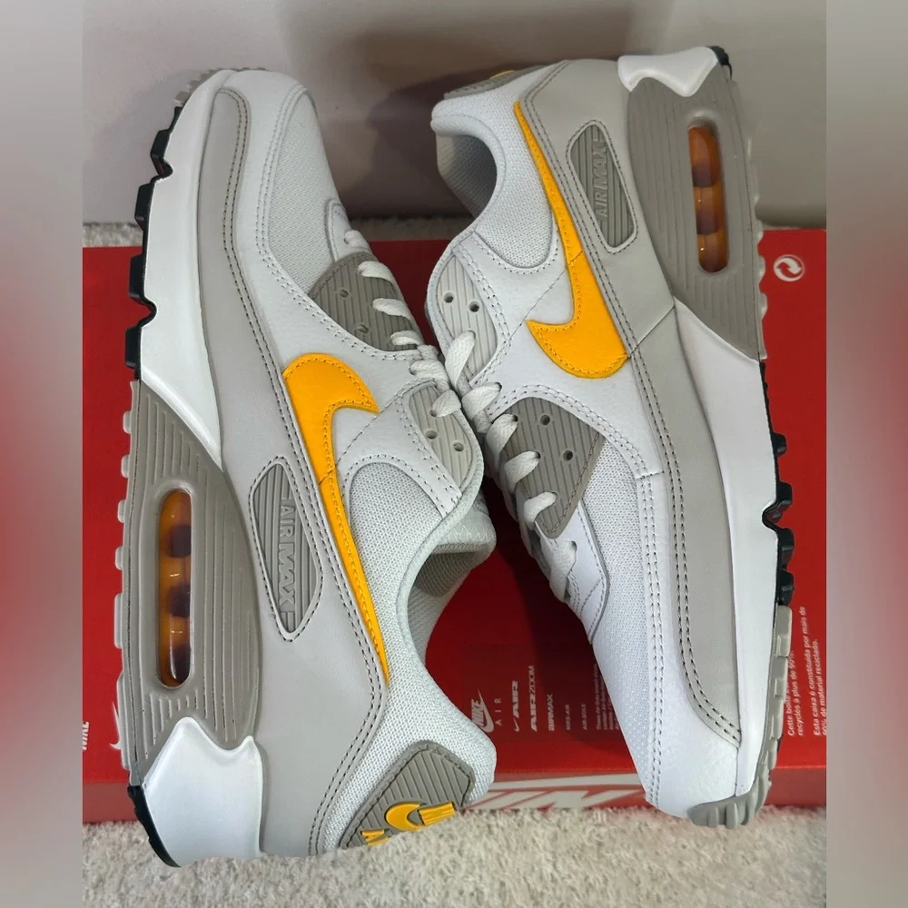 Nike Air Max 90 - Picture 6 of 13